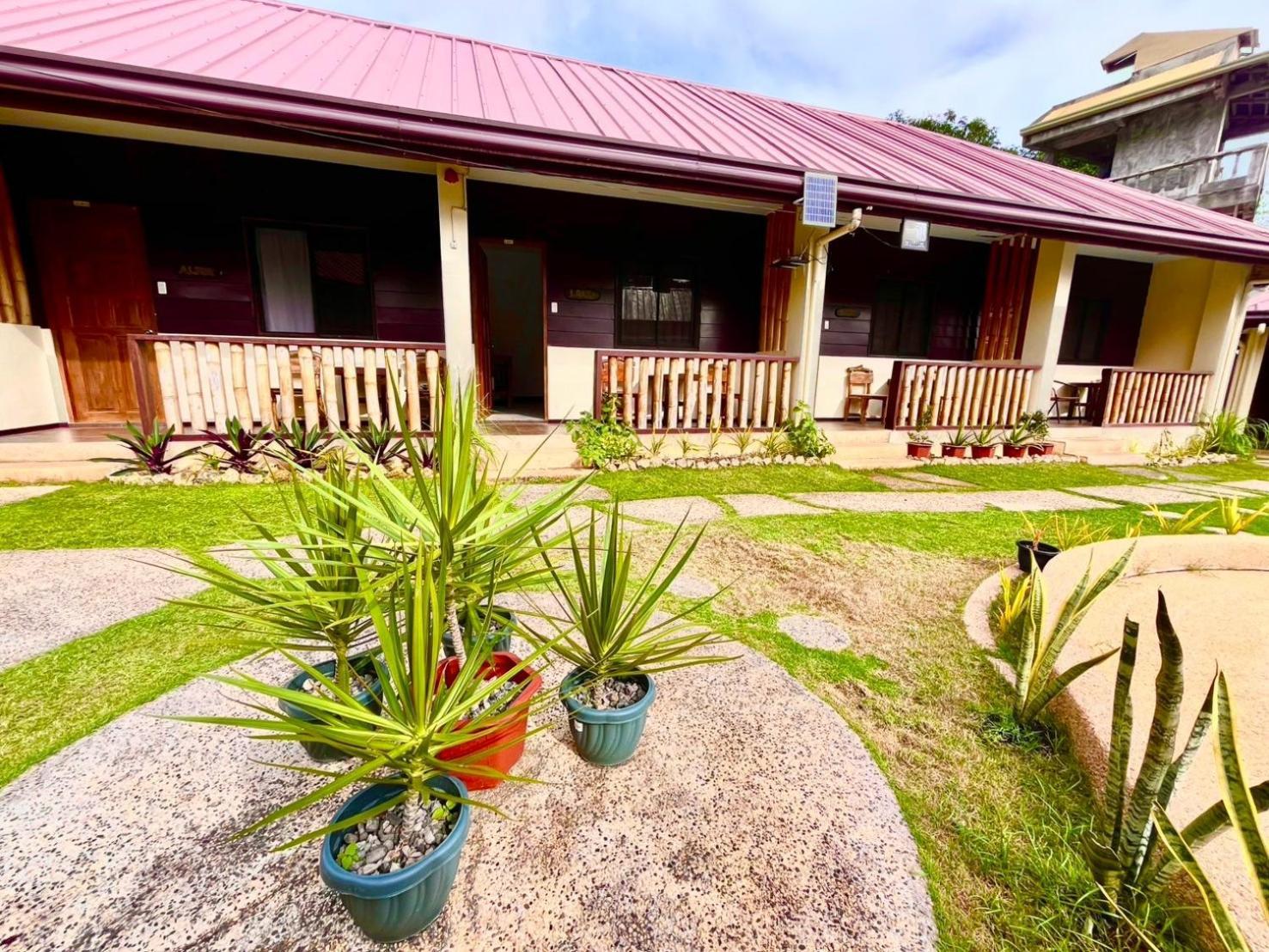 Chiisai Natsu Resort Bolod  외부 사진