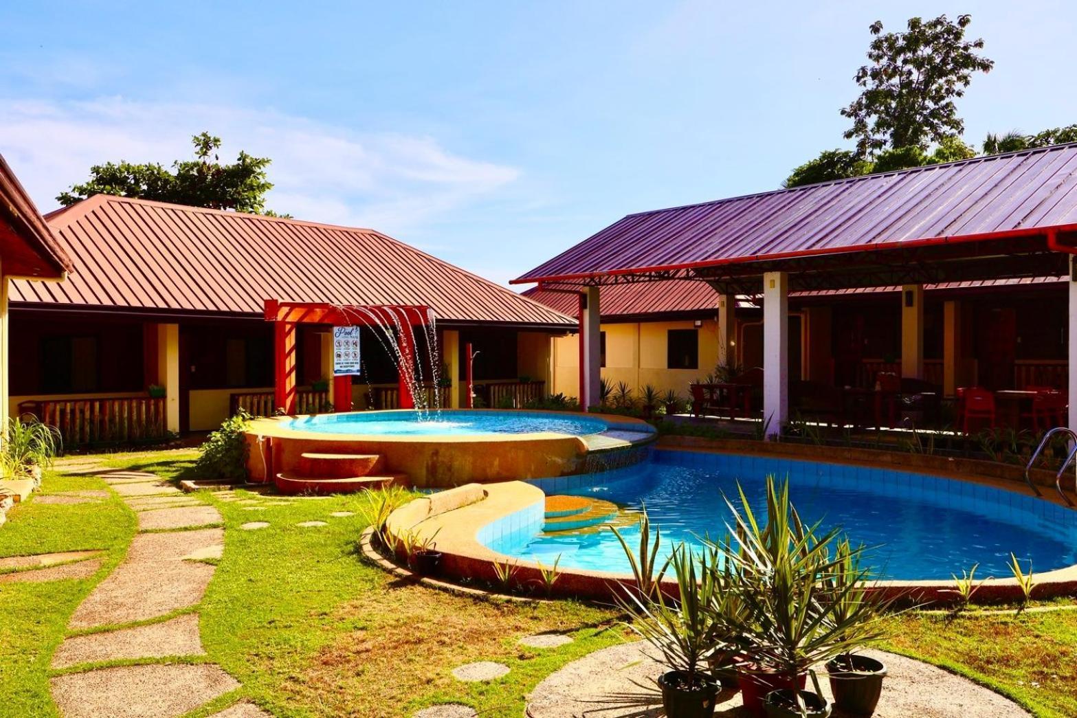 Chiisai Natsu Resort Bolod  외부 사진