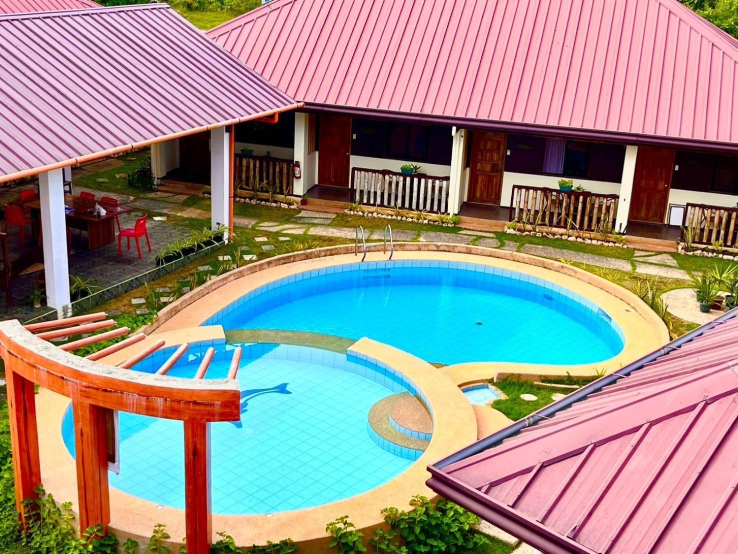 Chiisai Natsu Resort Bolod  외부 사진