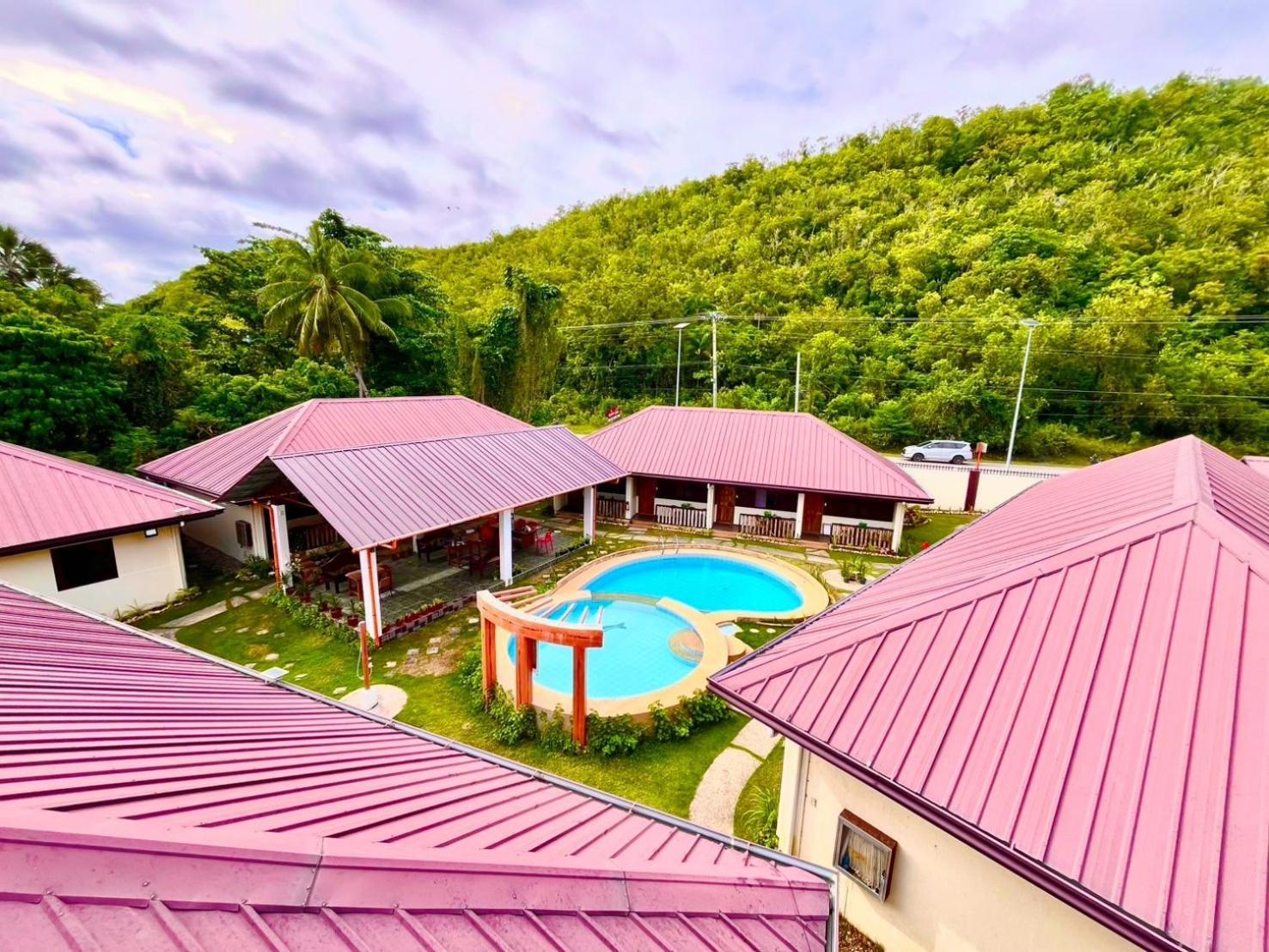 Chiisai Natsu Resort Bolod  외부 사진
