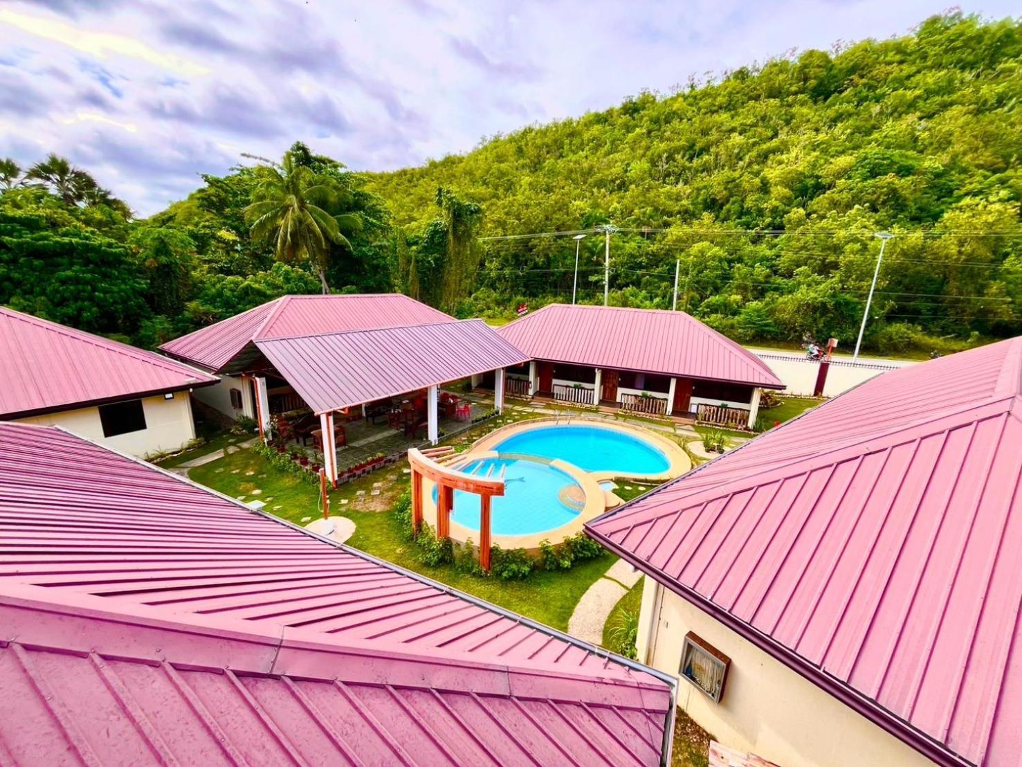 Chiisai Natsu Resort Bolod  외부 사진