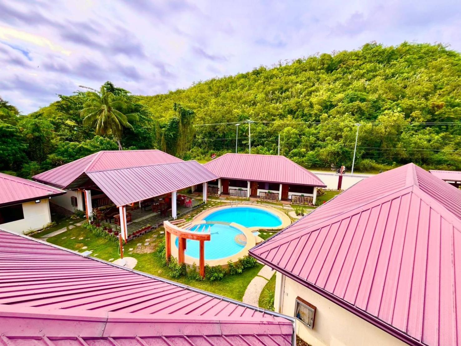 Chiisai Natsu Resort Bolod  외부 사진