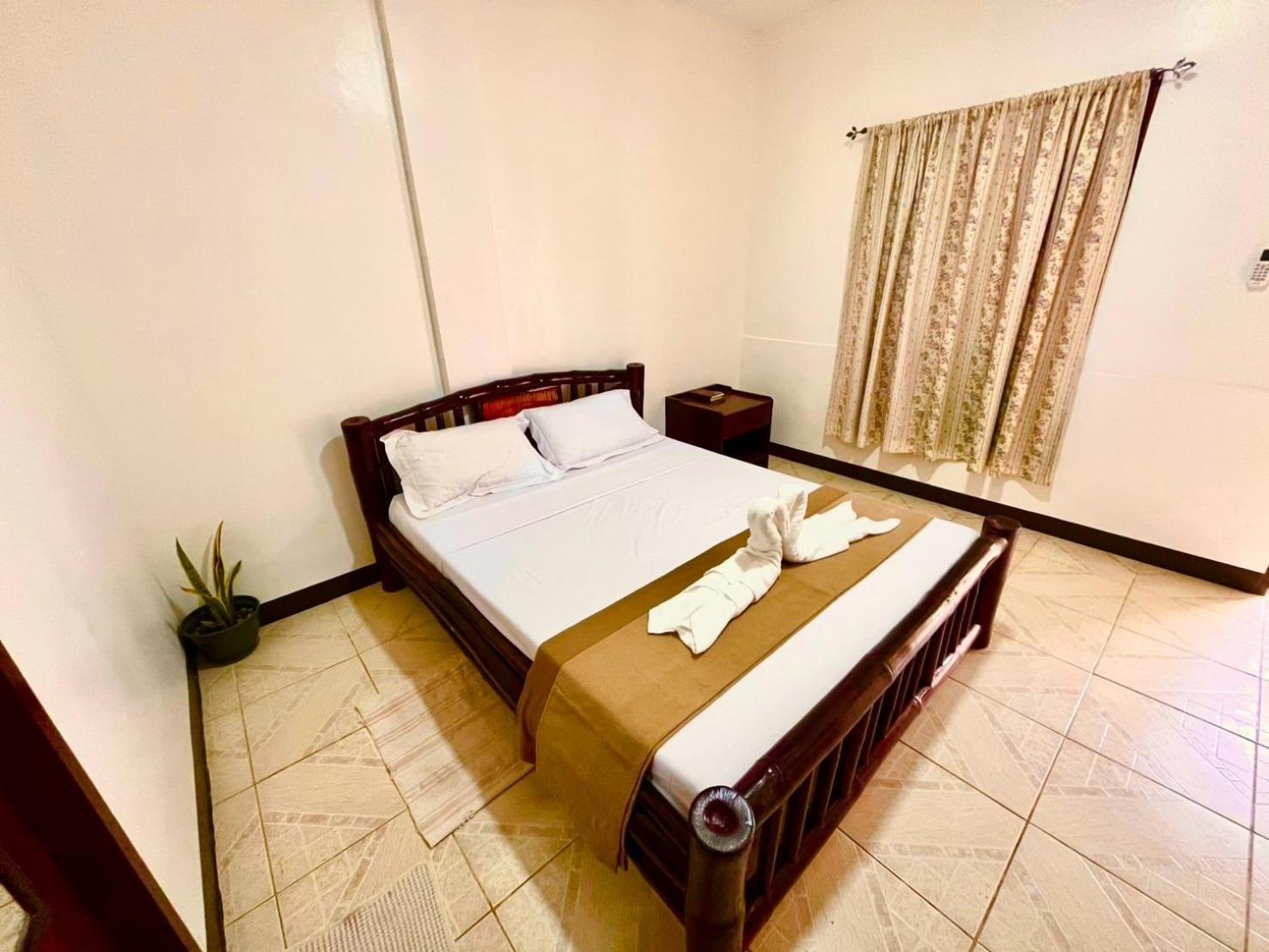 Chiisai Natsu Resort Bolod  외부 사진