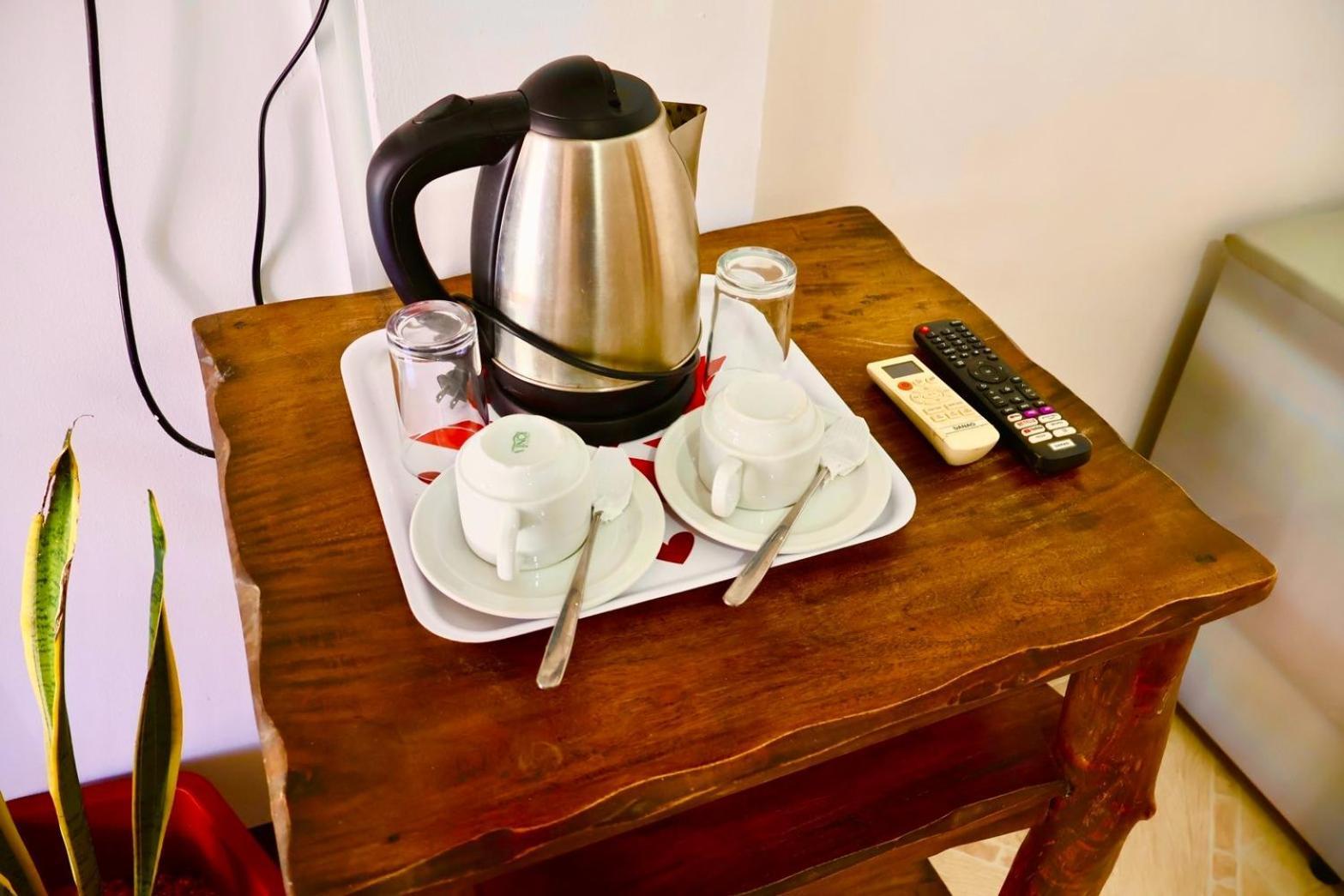 Chiisai Natsu Resort Bolod  외부 사진
