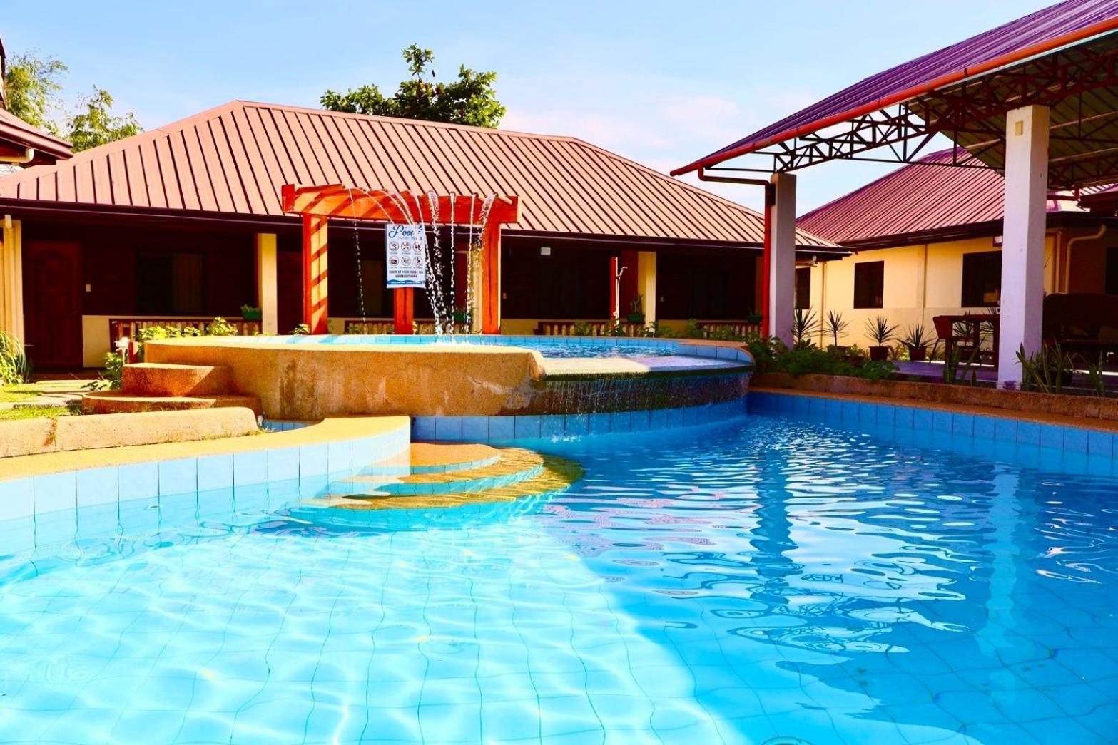 Chiisai Natsu Resort Bolod  외부 사진