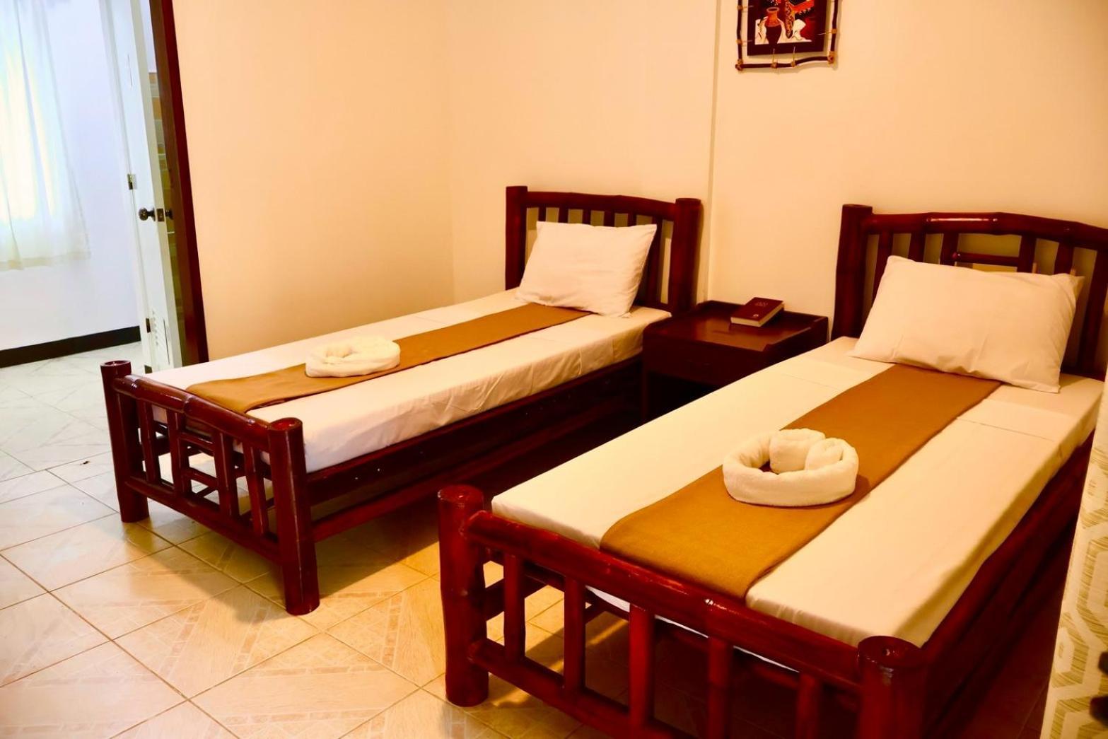 Chiisai Natsu Resort Bolod  외부 사진