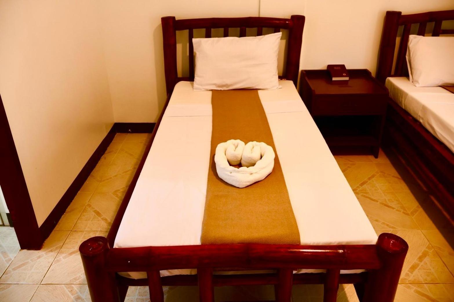 Chiisai Natsu Resort Bolod  외부 사진