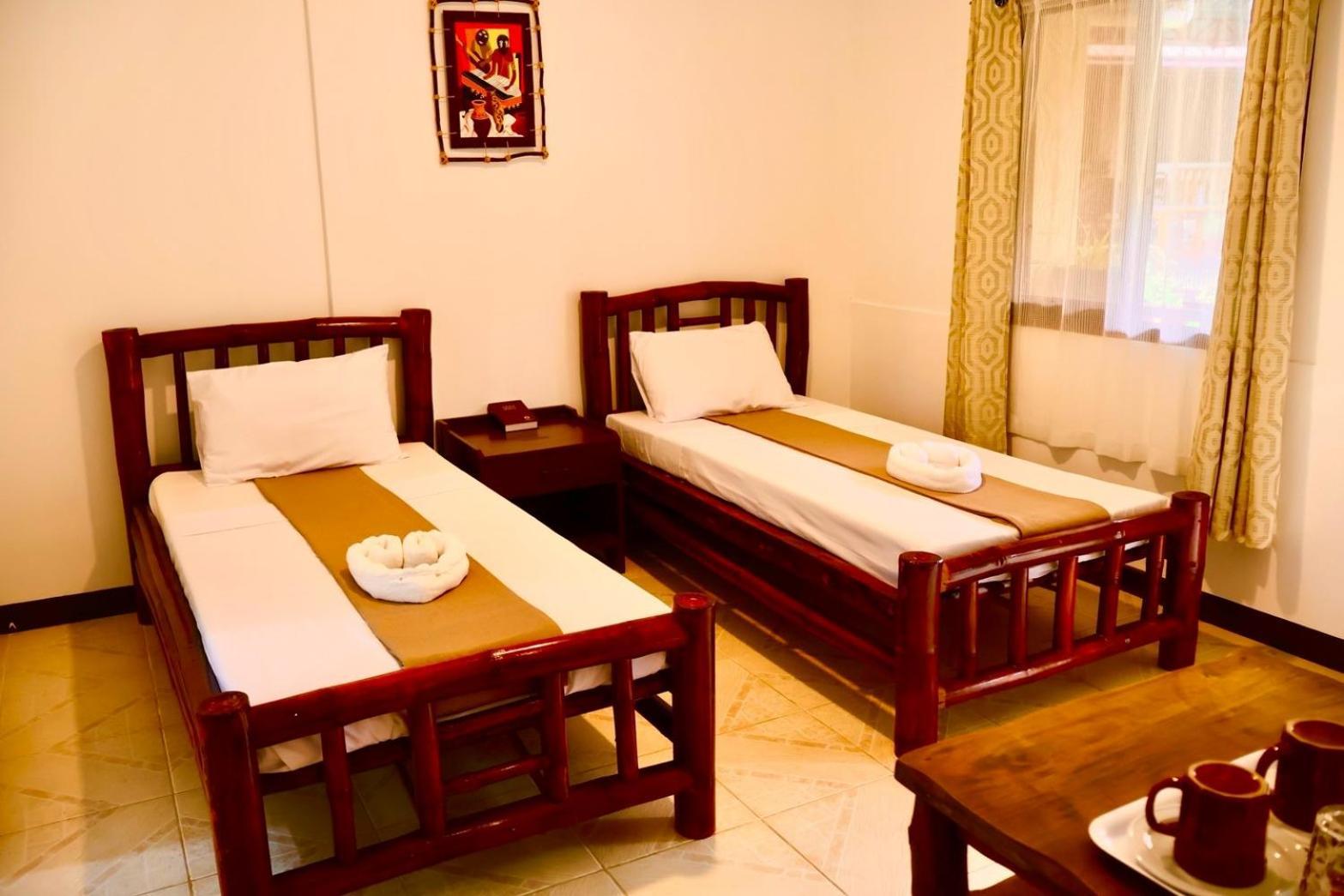 Chiisai Natsu Resort Bolod  외부 사진